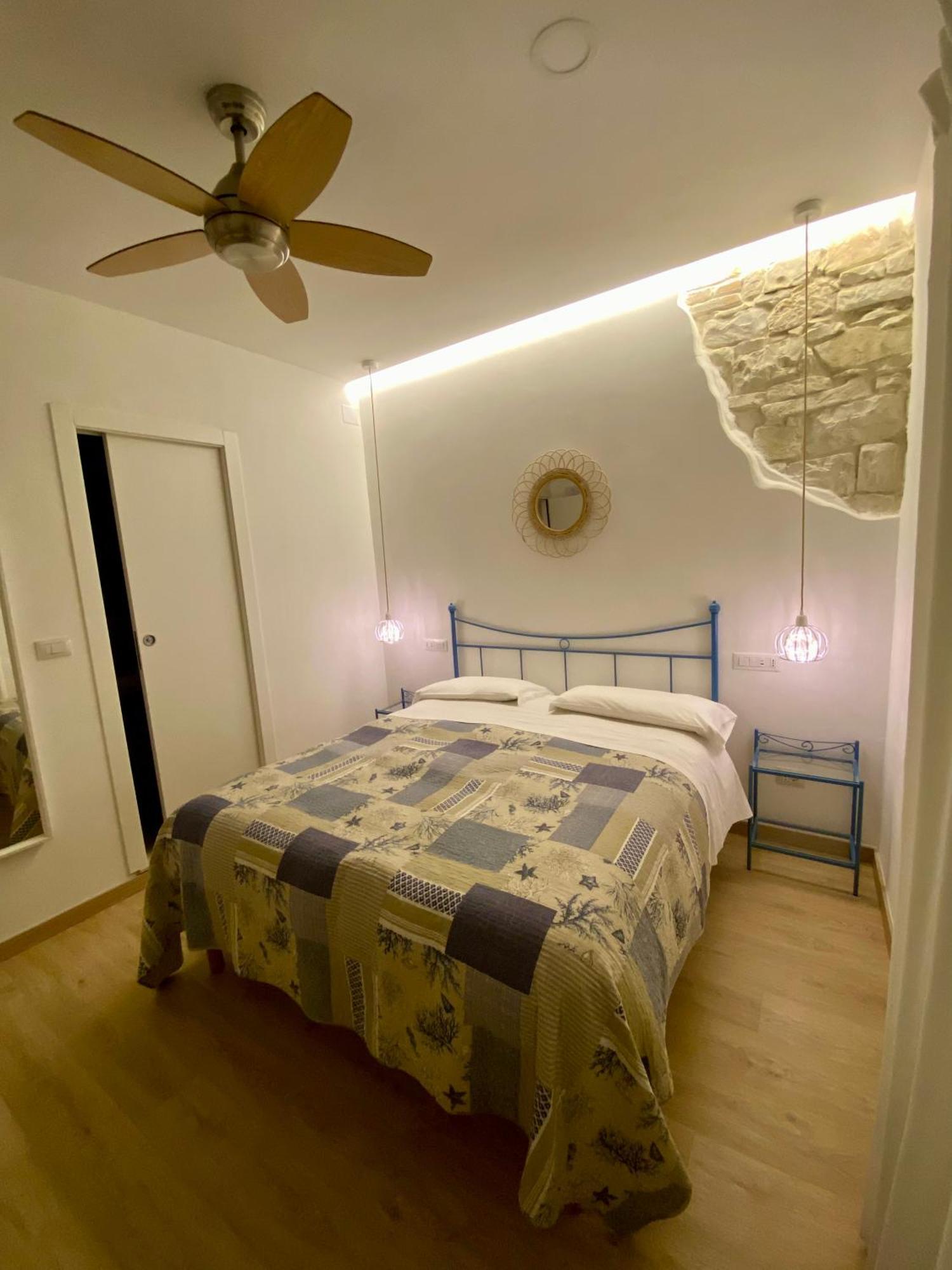 Zimmer Camere Сіроло Екстер'єр фото
