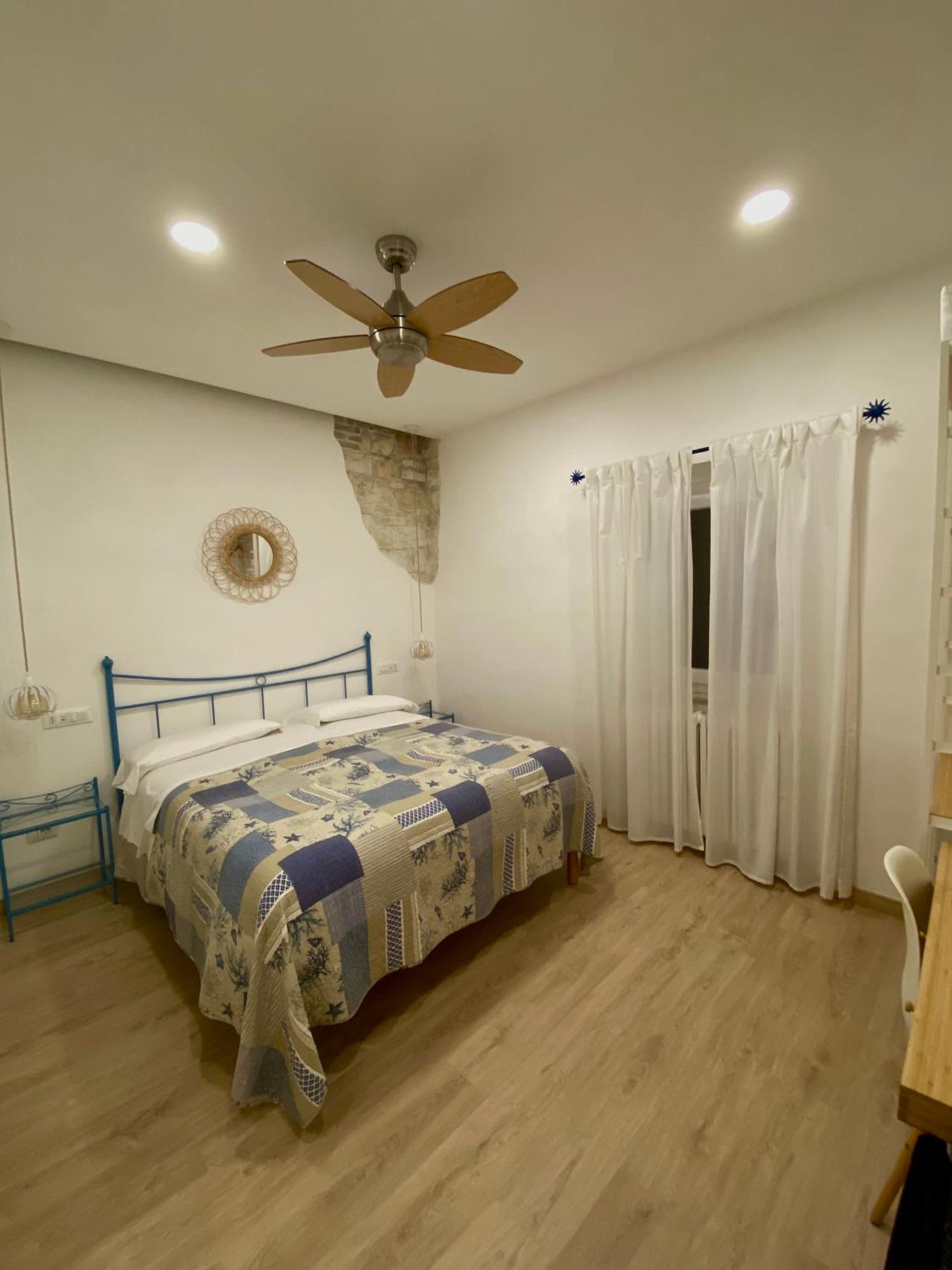 Zimmer Camere Сіроло Екстер'єр фото