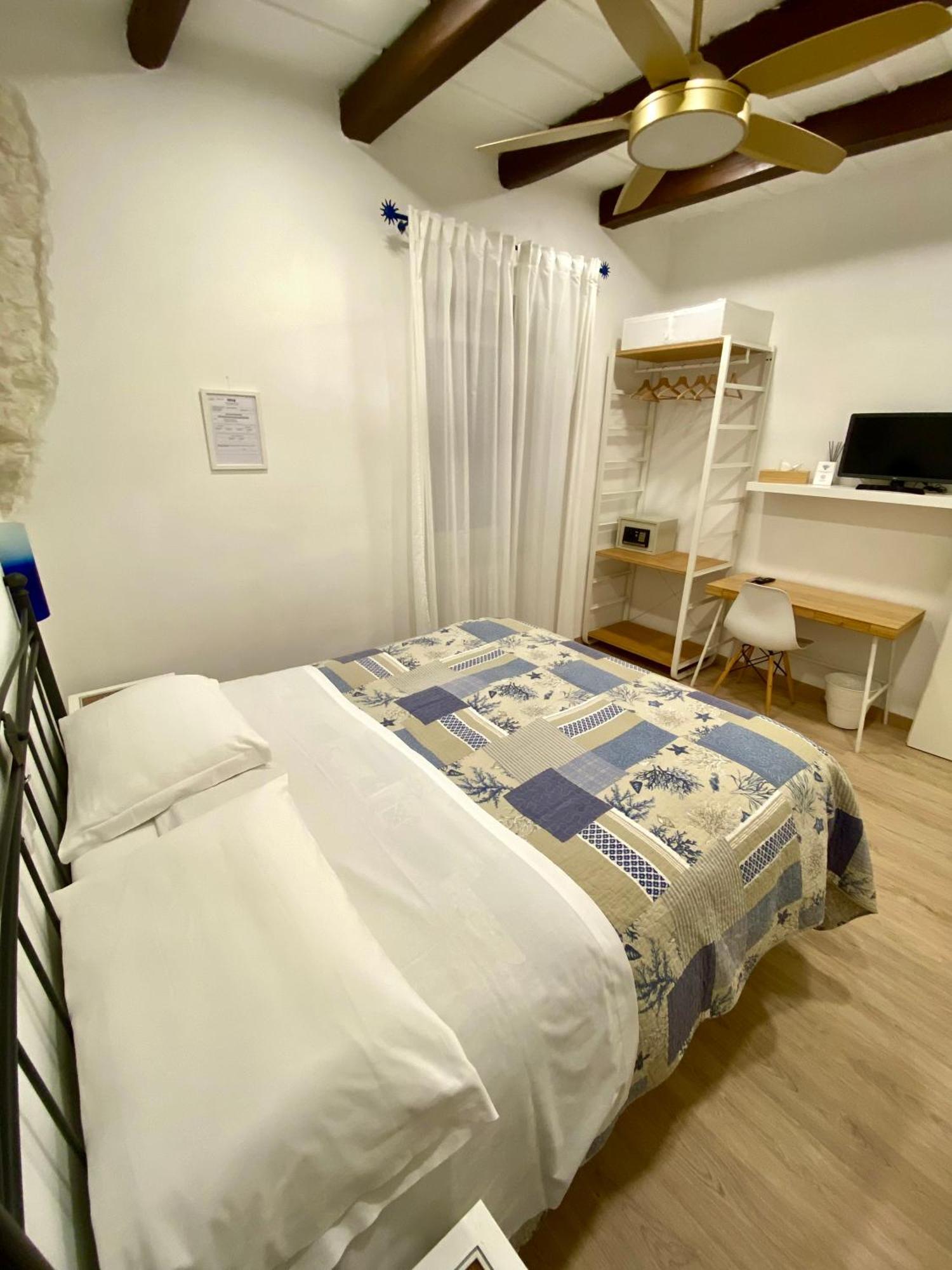 Zimmer Camere Сіроло Екстер'єр фото