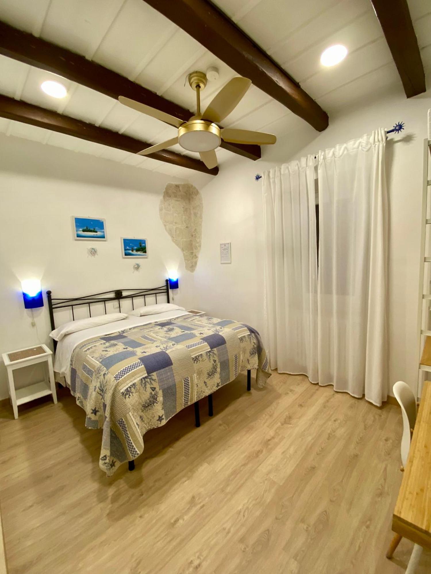 Zimmer Camere Сіроло Екстер'єр фото