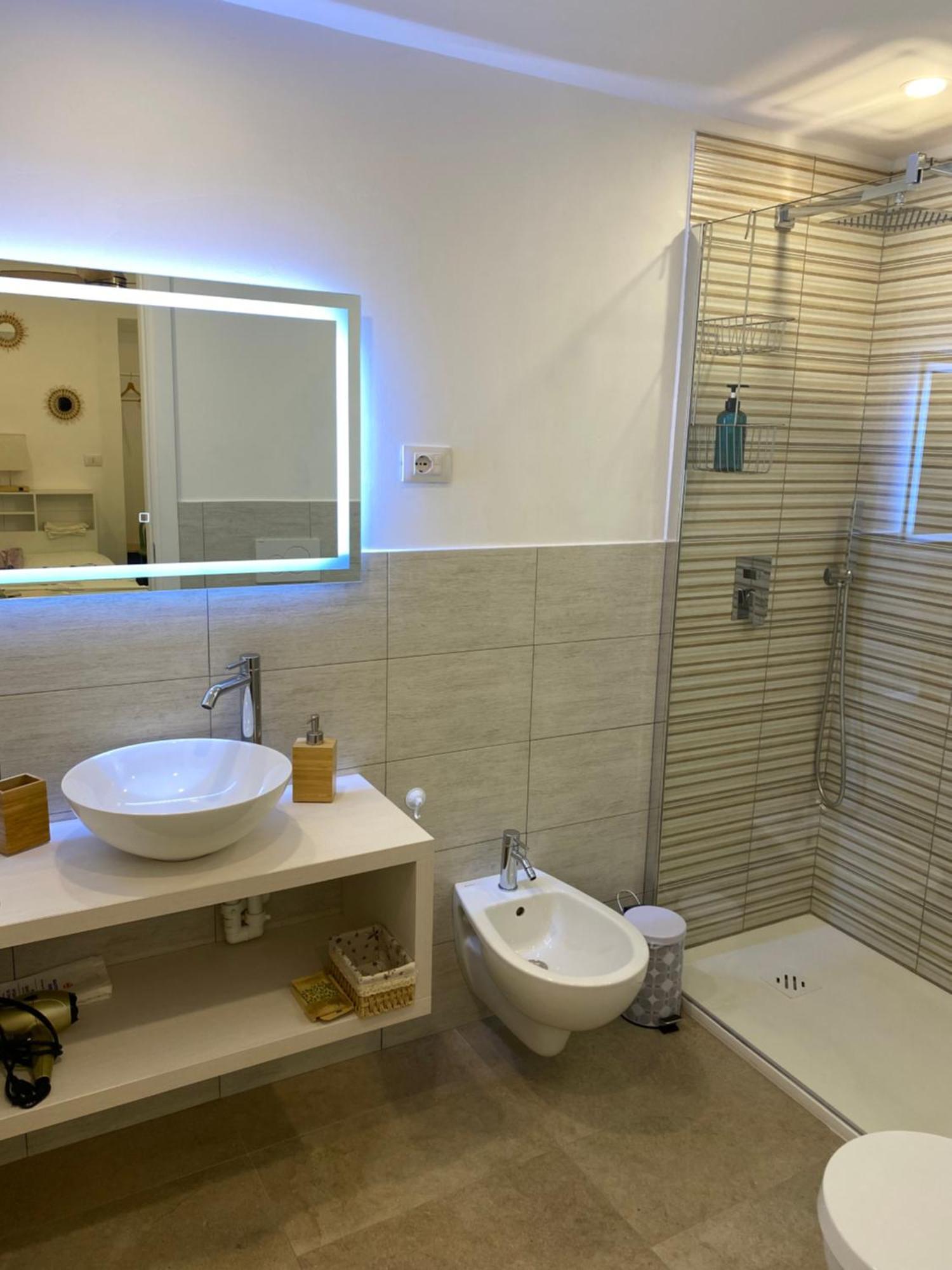 Zimmer Camere Сіроло Екстер'єр фото